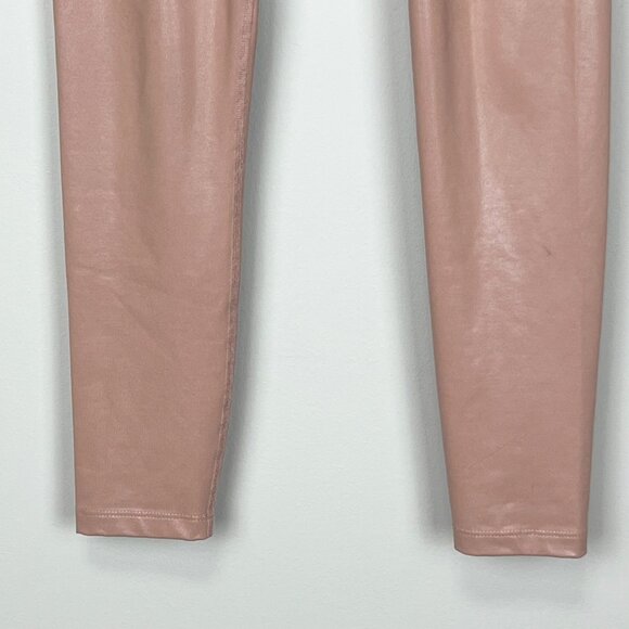 Beyond Yoga Womens Pearlized High Waisted Midi Legging Brazen Blush size Small - Picture 8 of 16